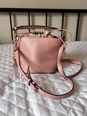 Kate Spade Bucket bag